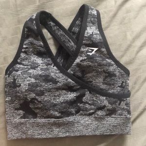 Gymshark sports bra (small)